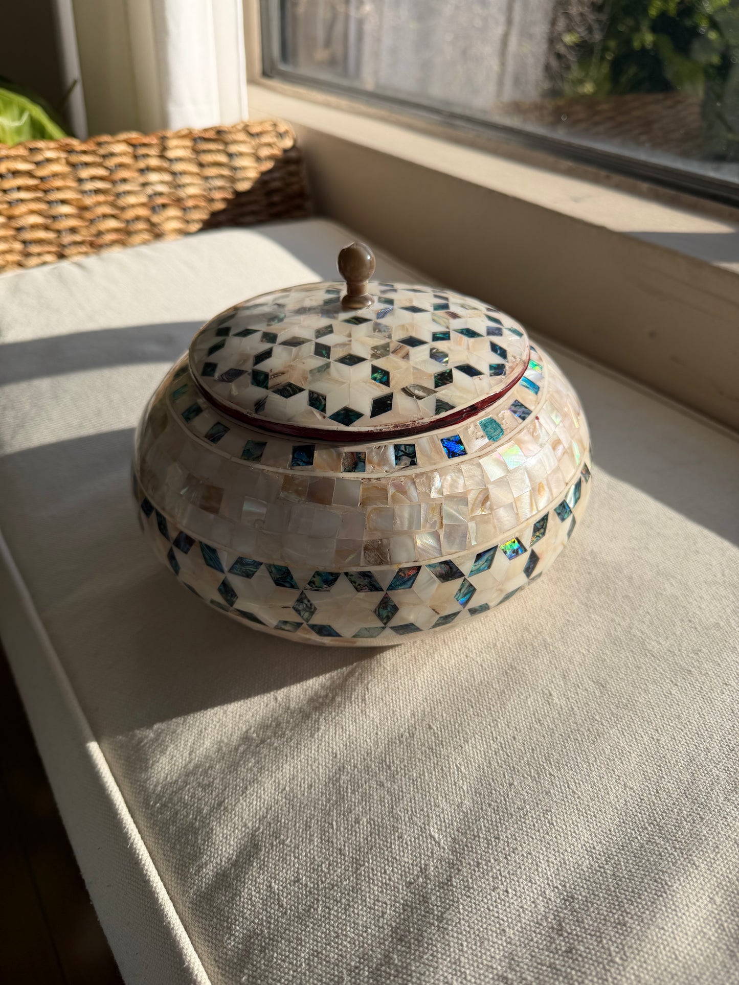 Lumina Vessel (Small)