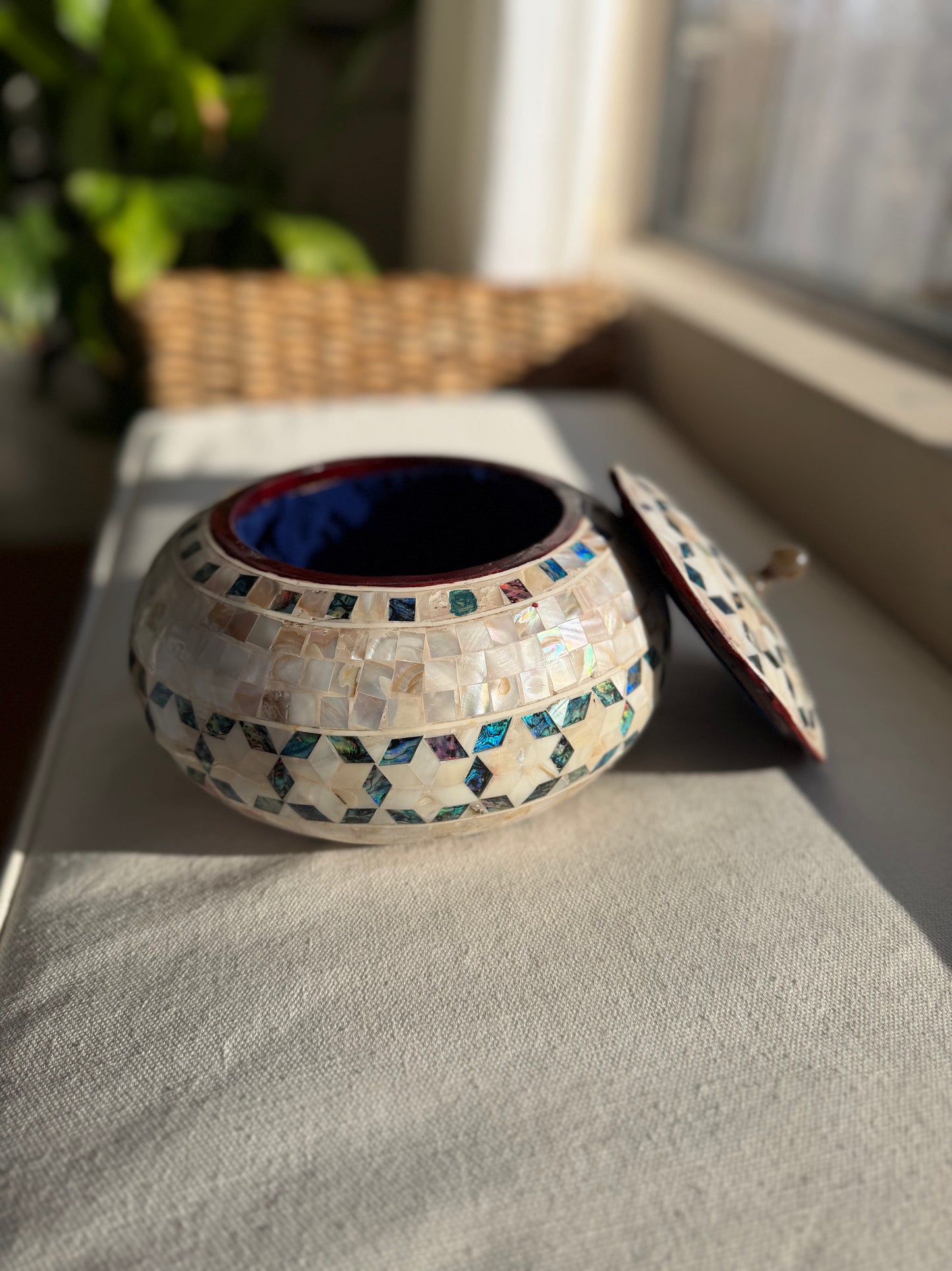 Lumina Vessel (Small)