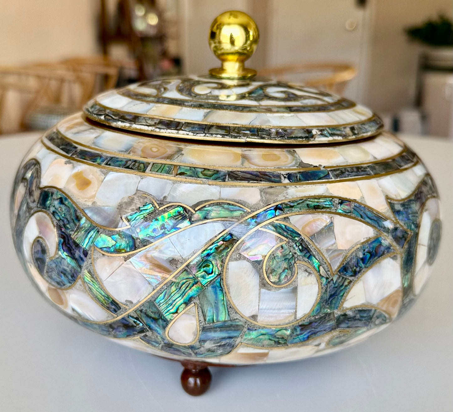 Mother-of-Pearl Lidded Vessel (Large)
