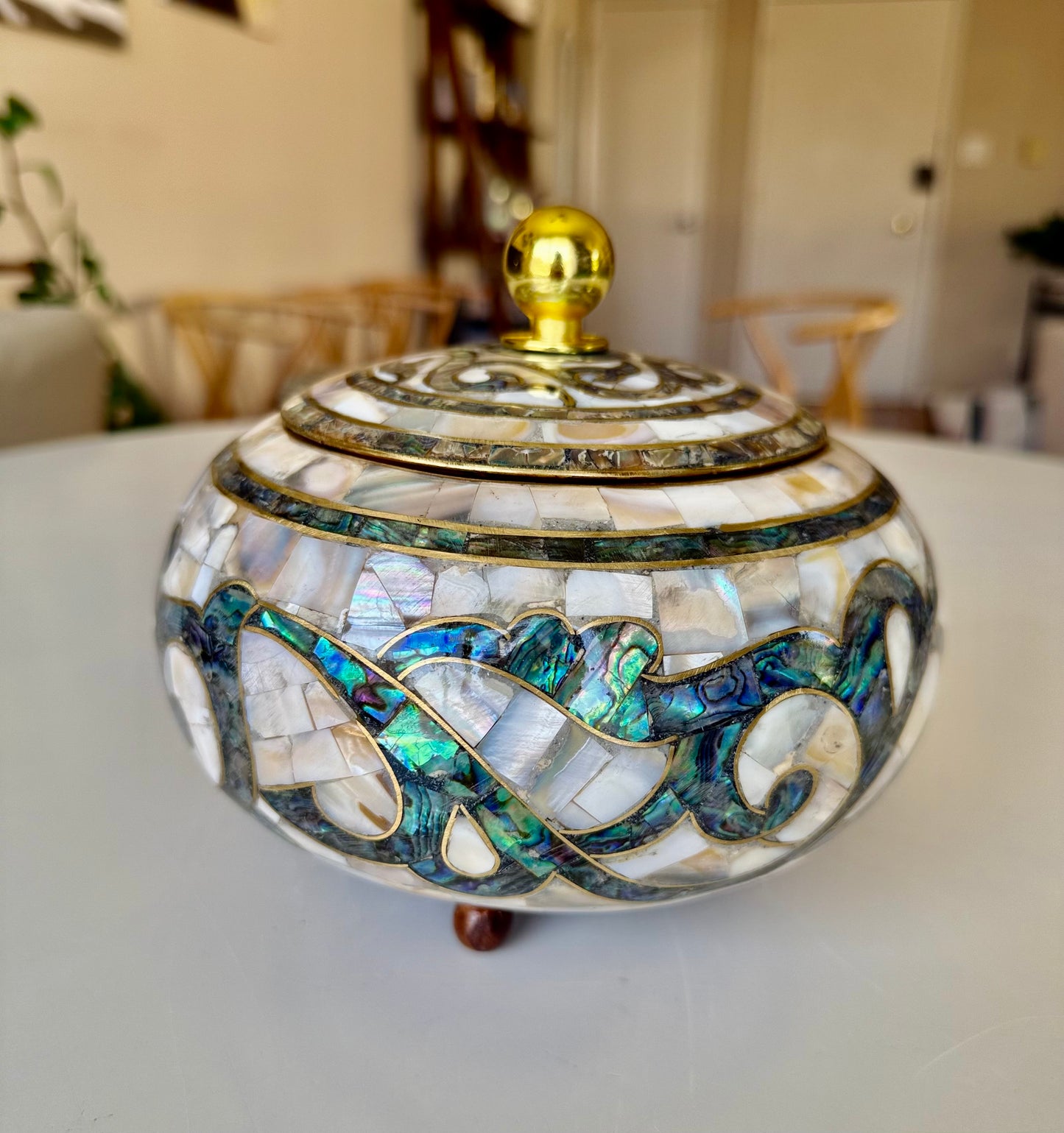 Mother-of-Pearl Lidded Vessel (Large)